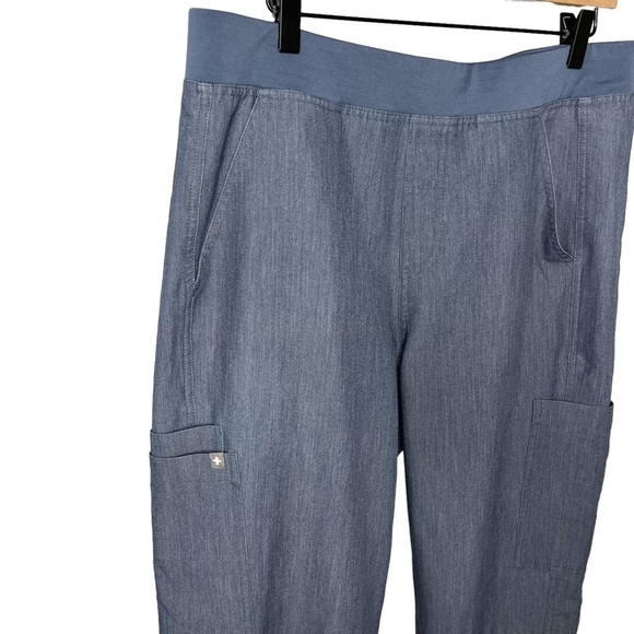 Figs Axim Cargo Scrub Pants Heather Blue Size Medium Style T2001 Medical - Picture 3 of 7